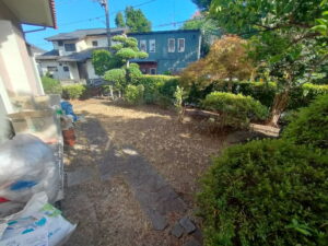 庭木枝落とし草刈り作業後