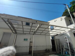 2台用縦長カーポートポリカ屋根撤去後