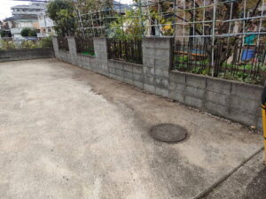 駐車場草刈り後