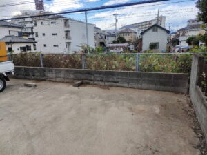 駐車場葛グリーンモンスター草刈り後