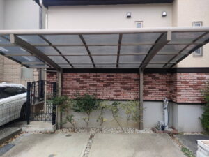 カーポート解体撤去１台目