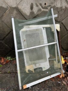 網戸他粗大片付け前