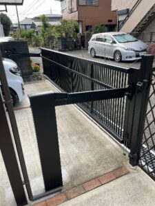 2台用跳ね上げ門扉撤去前