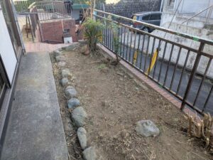 庭草刈り伐採搬出動線確保後